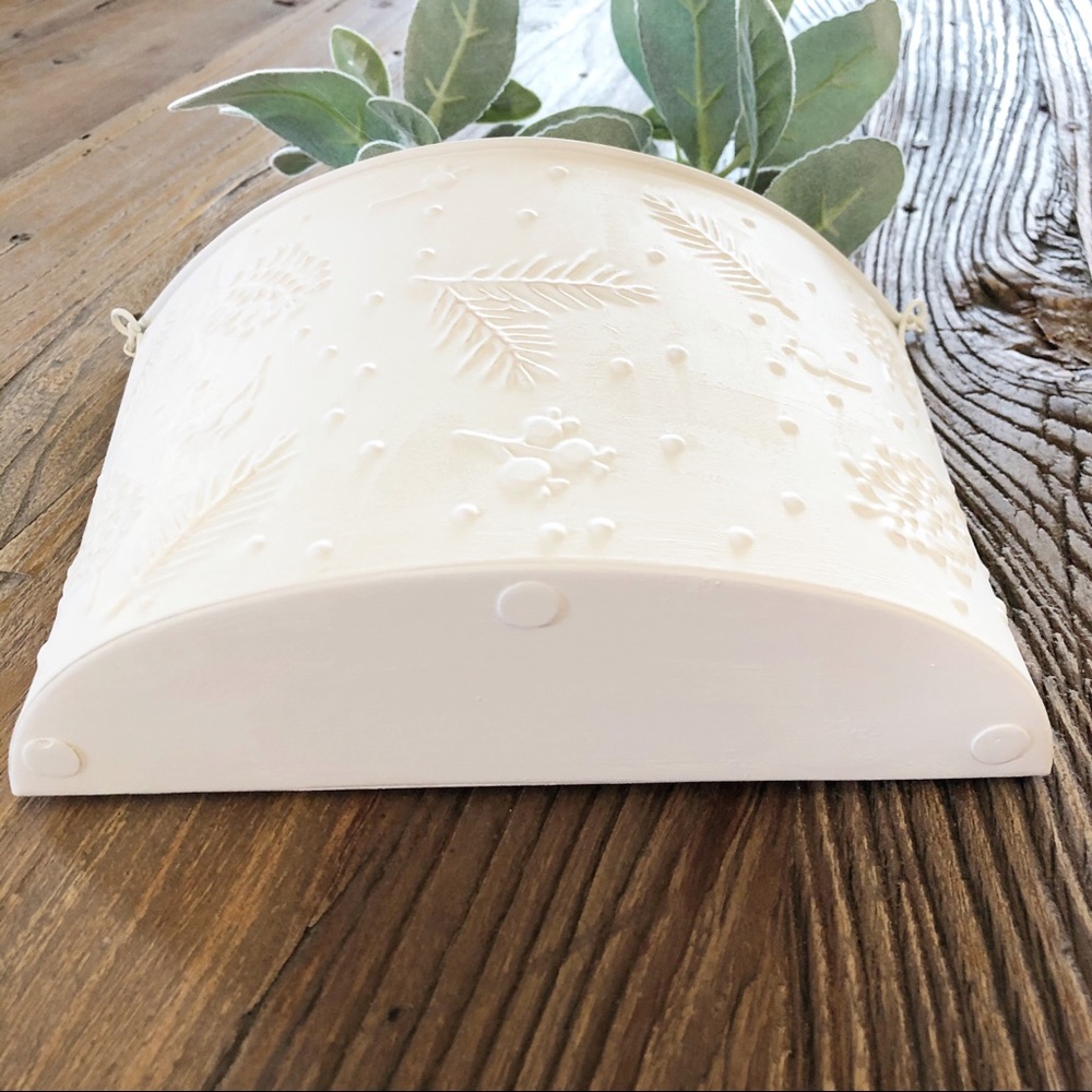 Farmhouse White Wall Bucket Planter Home Decor - Picture 7 of 10